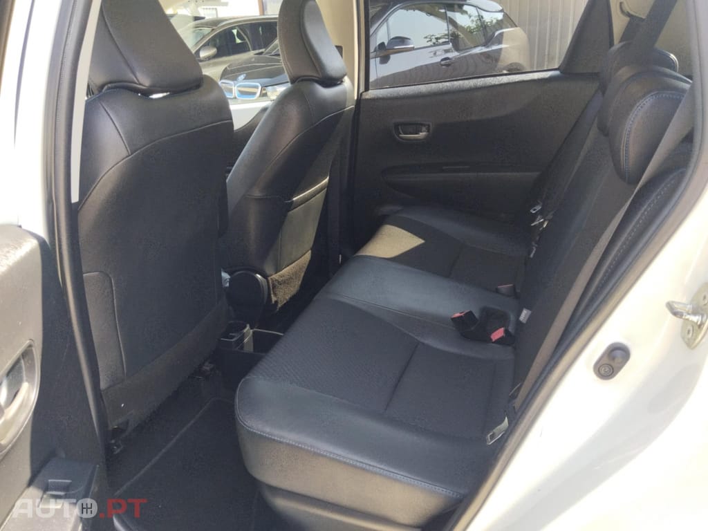 Toyota Yaris 1.5 hibrido