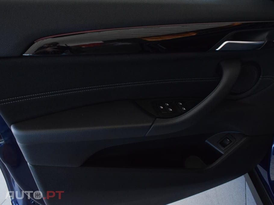 BMW X2 16 d sDrive Auto