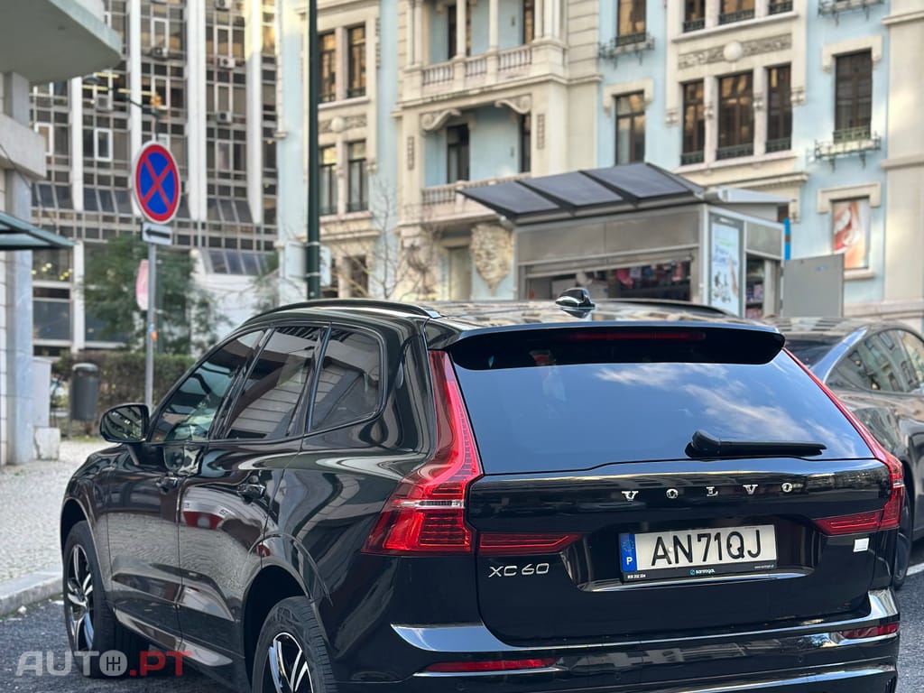 Volvo XC60 2.0 T6 PHEV R-Design AWD