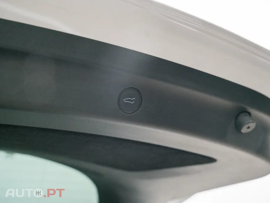 Tesla Model Y Tração Traseira