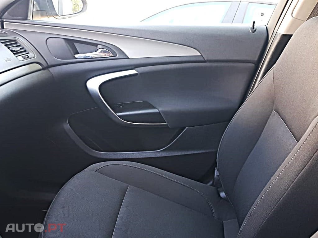 Opel Insignia 2.0 CDTi Edition ecoFLEX
