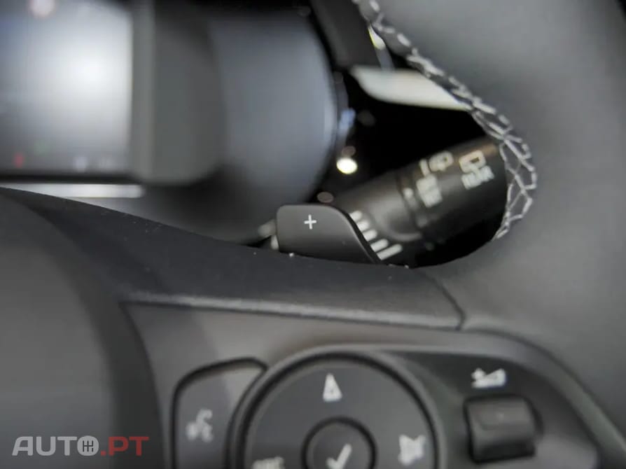 Opel Corsa 1.2 HYBRID GS eDCT