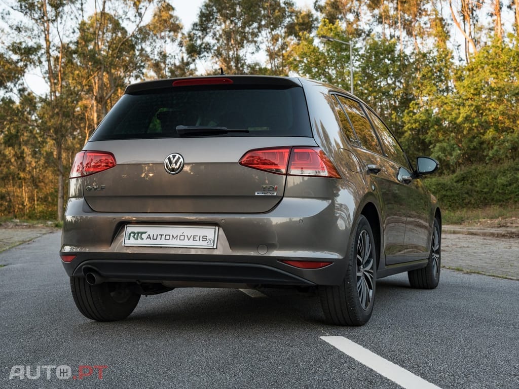 Volkswagen Golf 1.6 TDi BlueMotion Confortline
