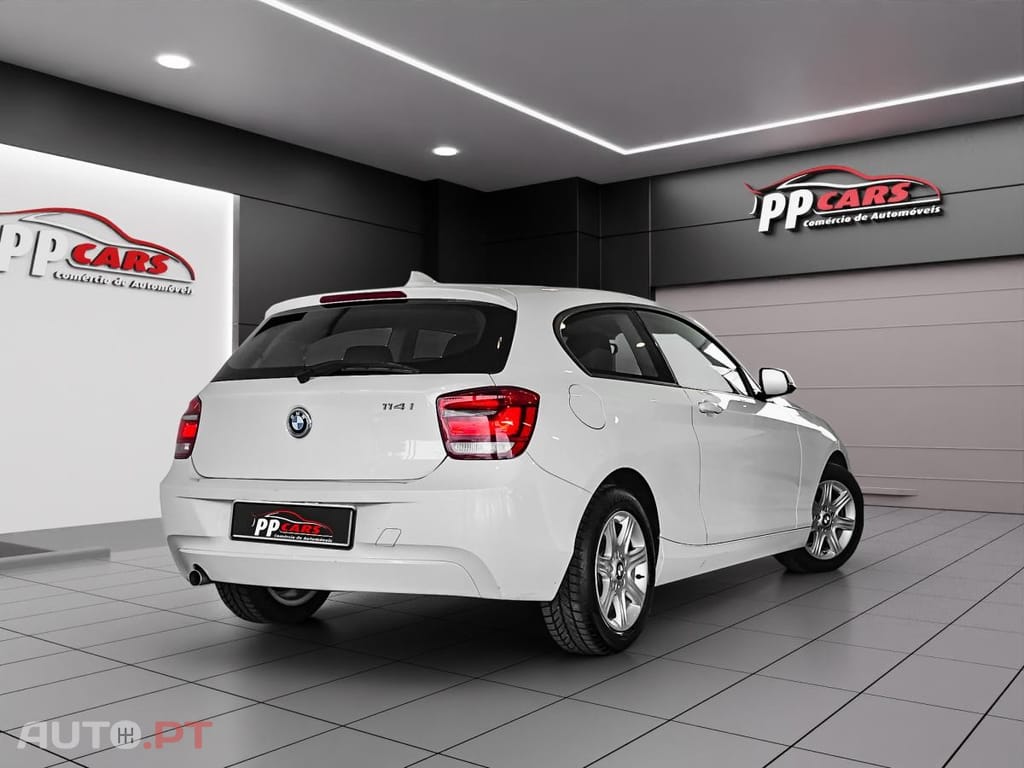 BMW 114 i — fotografia 16