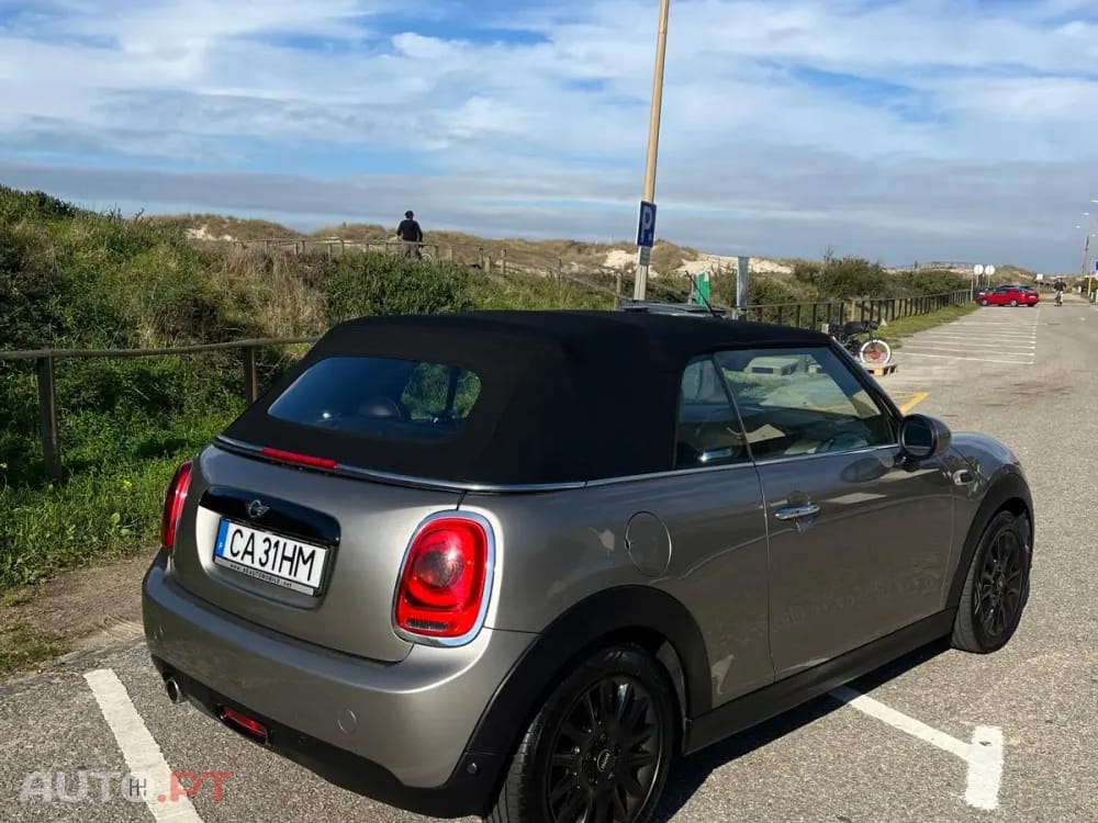 MINI Cabrio Cooper D
