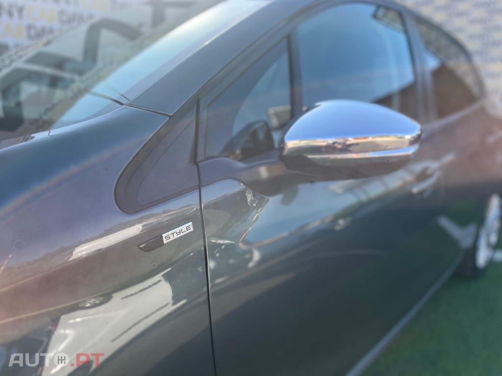 Peugeot 208 1.2 PureTech Style