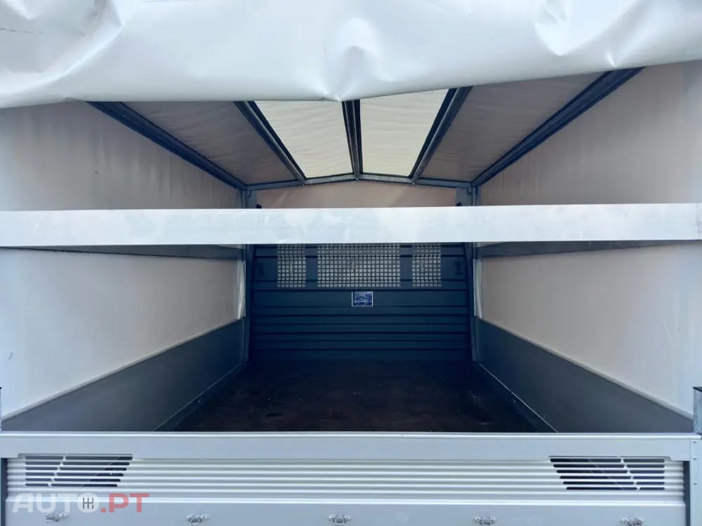 Ford Transit L2 VA MH Base