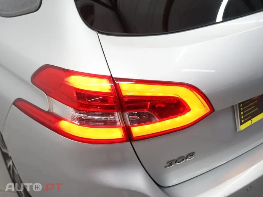 Peugeot 308 SW 1.6 BlueHDi Allure