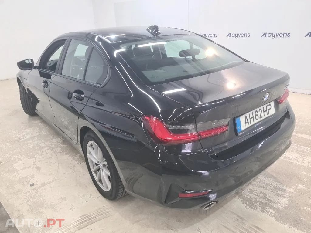 BMW 330 e Corporate Edition Auto