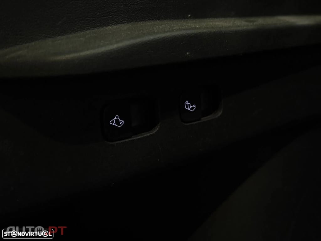 Tesla Model Y Long-Range RWD