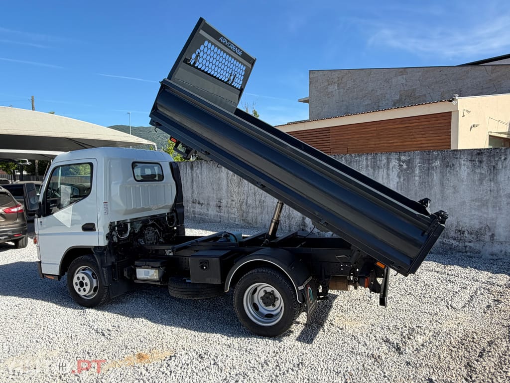 Mitsubishi Canter 3S13 3.0 DI-D 130CV Tri-Basculante 55.000 kms Nacional