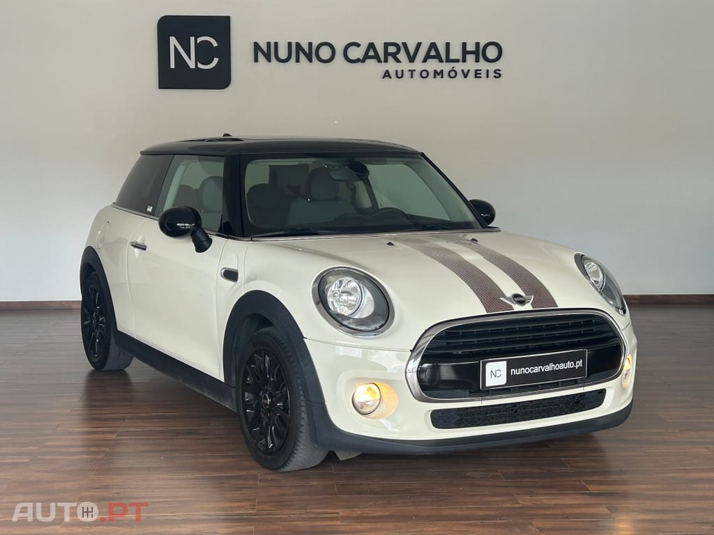 MINI Cooper D Auto