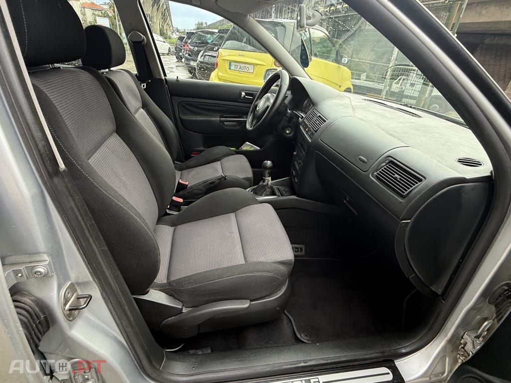 Volkswagen Golf 1.4i 25 Anos