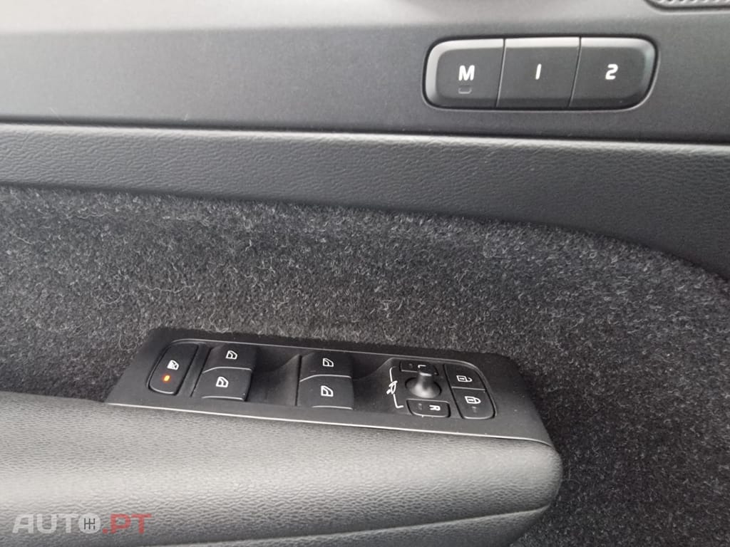 Volvo XC40 2.0 D3 Momentum Plus Geartronic