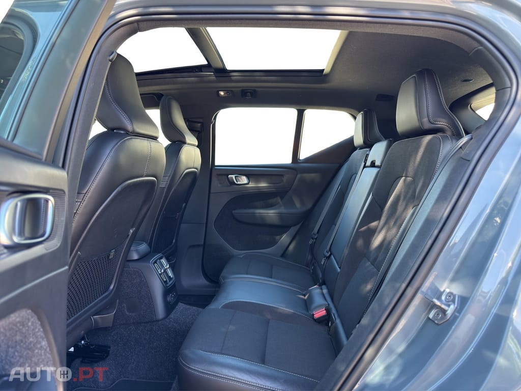 Volvo XC40 1.5 T5 PHEV Momentum Plus