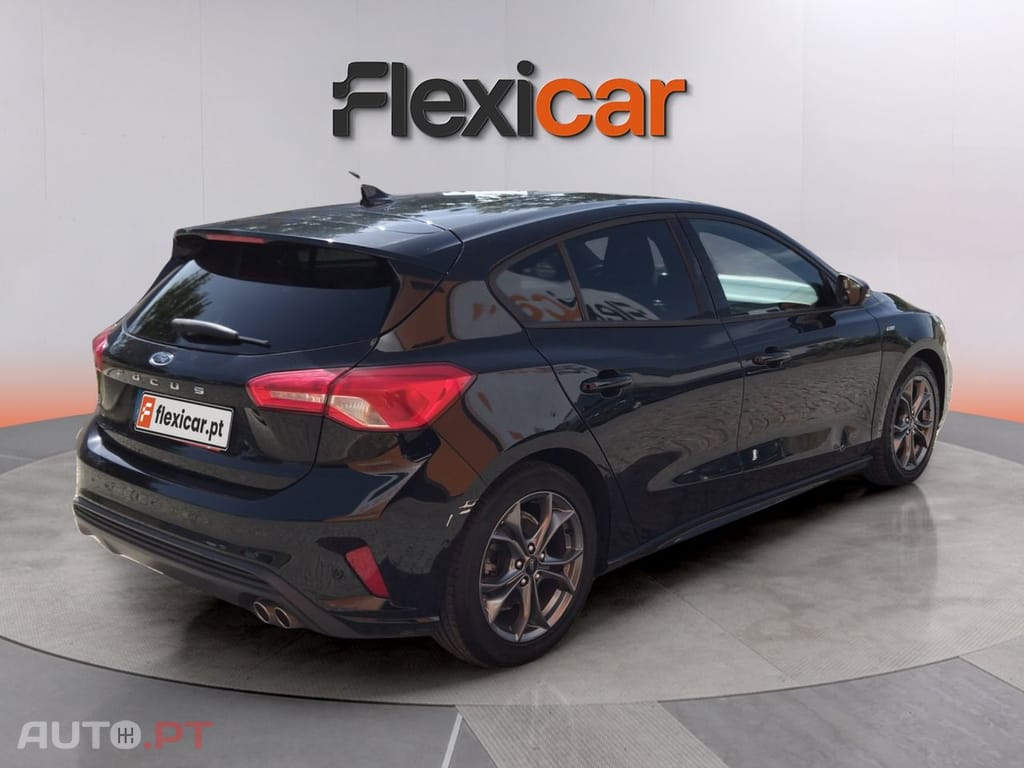 Ford Focus 1.0 EcoBoost MHEV ST-Line