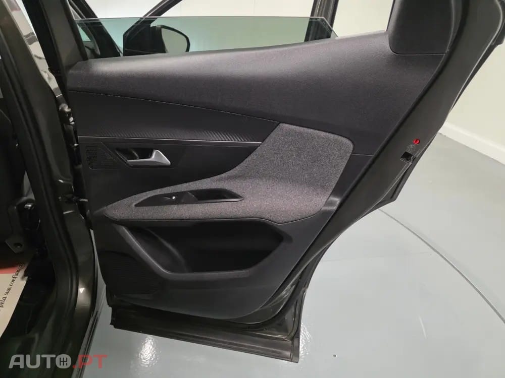 Peugeot 3008 1.5 BLUEHDI ACTIVE