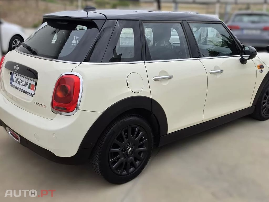 MINI One One Essential