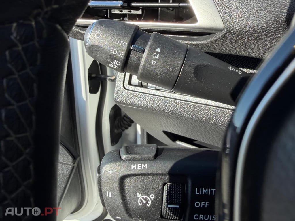 Peugeot 5008 1.5 BlueHDi Allure