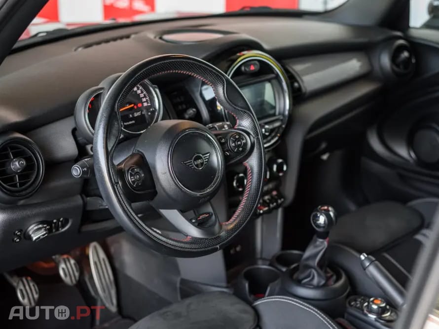 MINI Cooper Cooper D