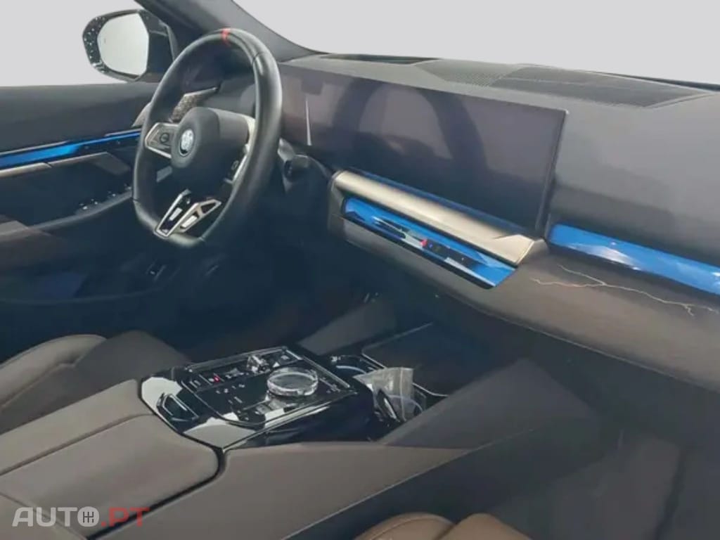 BMW i5 I.V.A DEDUTIVEL M60 LIMOUSINE xDRIVE ICONIC