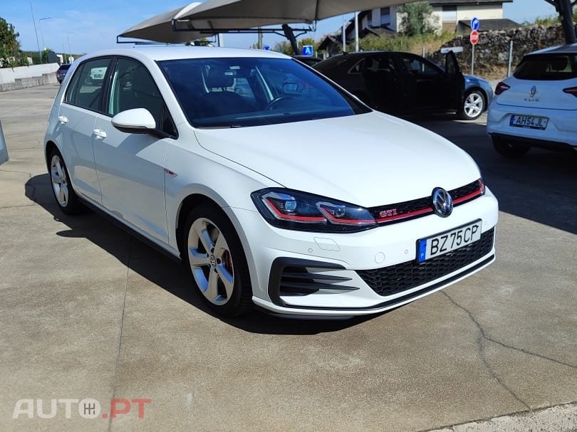 Volkswagen Golf 2.0 TSI GTI DSG
