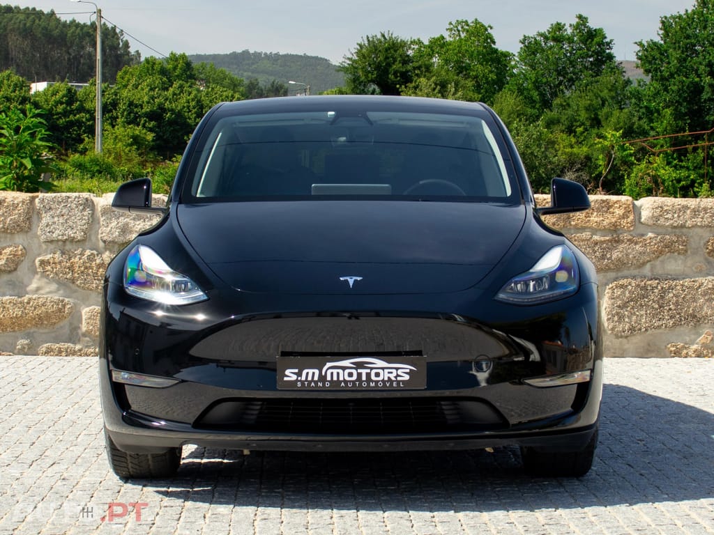 Tesla Model Y Long Range Dual Motor AWD