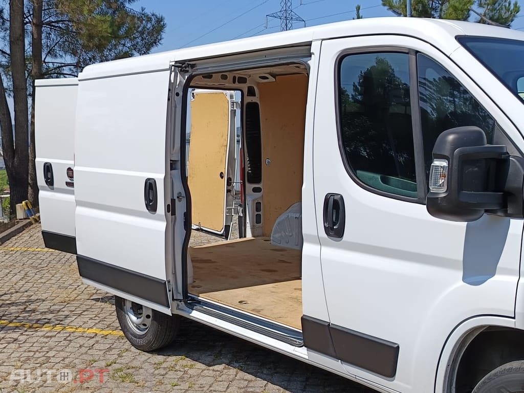 Fiat Ducato SERIES 9 30 CH1 (8m3) 2.2 Multijet 120cv
