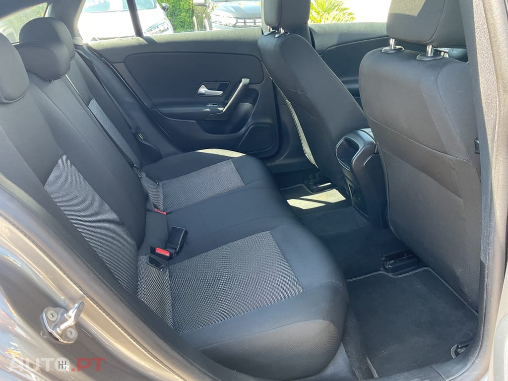 Mercedes-Benz CLA 180 d Shooting Brake Progressive Aut.