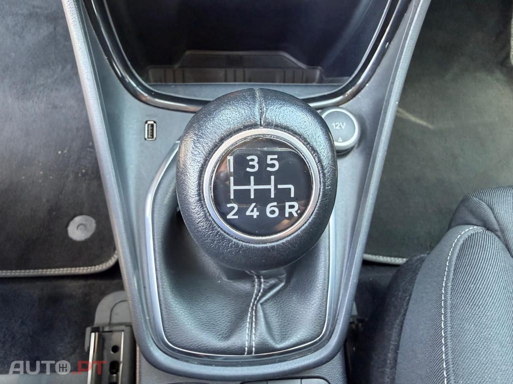Ford Puma 1.0 EcoBoost MHEV Titanium Design