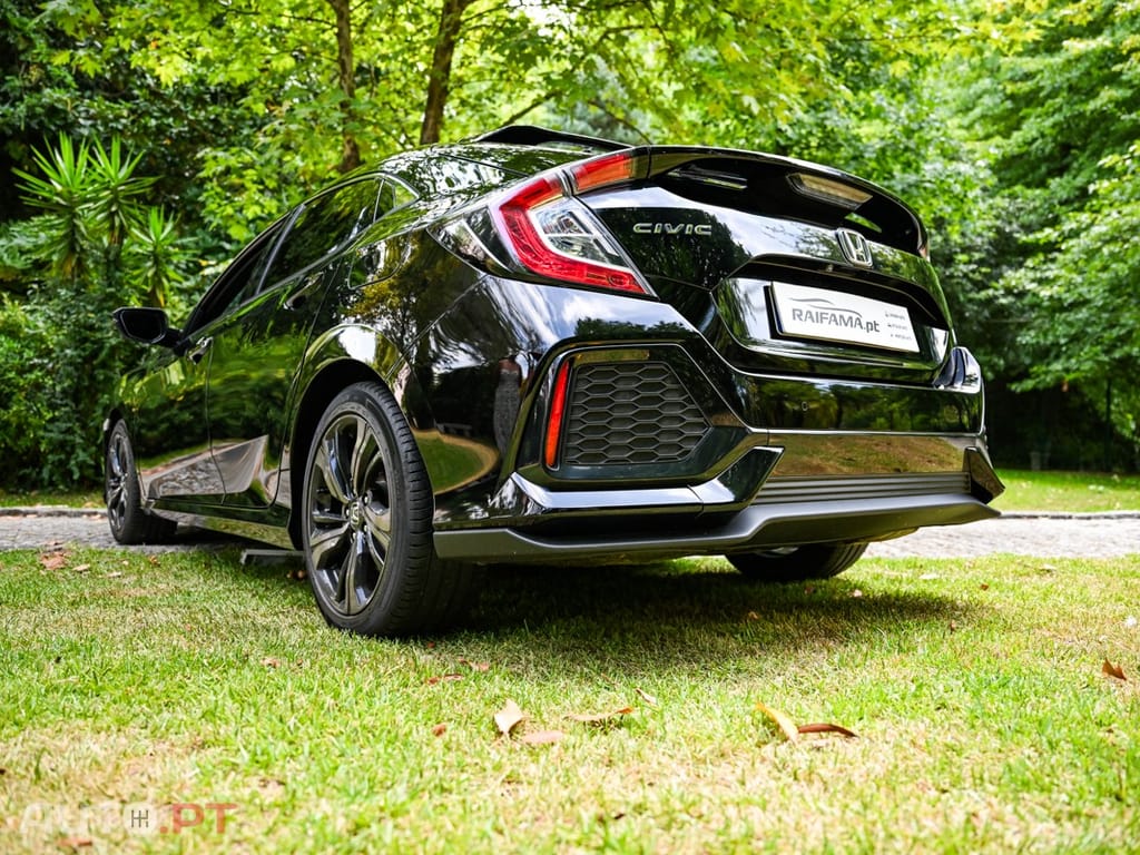 Honda Civic 1.0 i-VTEC Executive