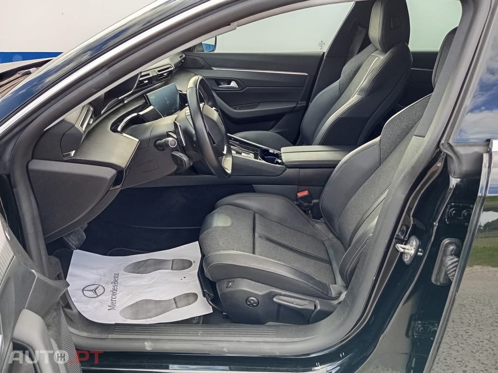 Peugeot 508 SW hybrid plug in 225 cv allure pack e-EAT8