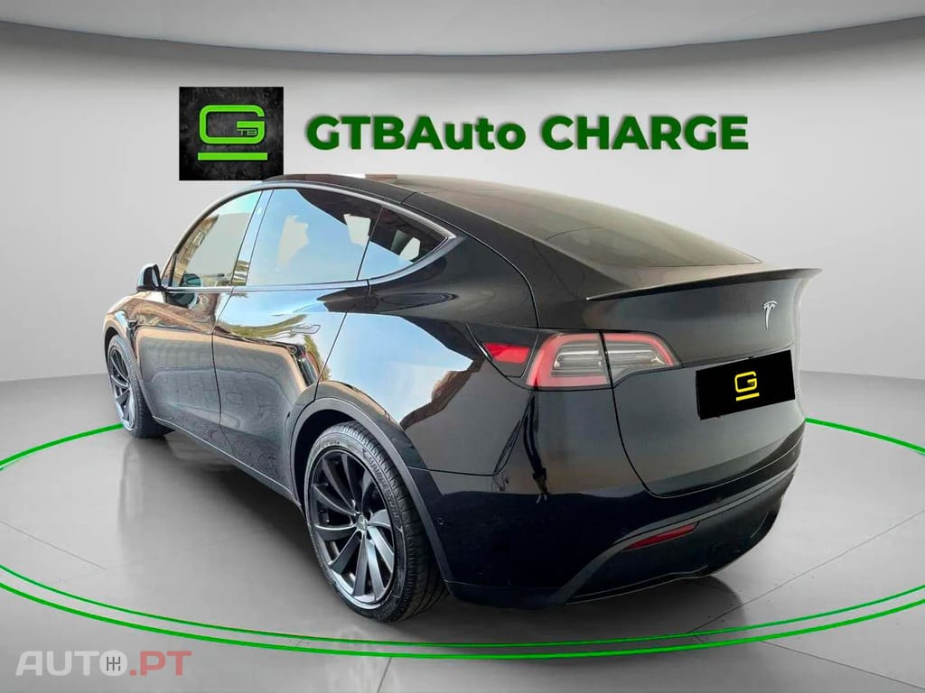 Tesla Model Y Performance Dual Motor AWD