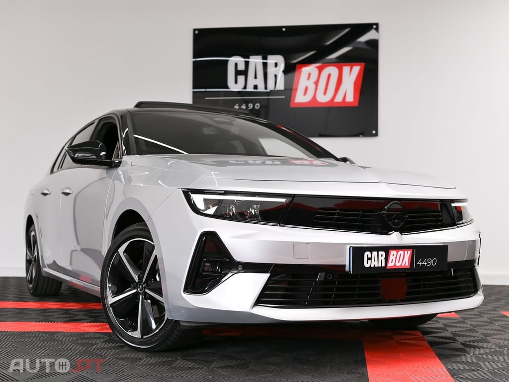 Opel Astra Sports Tourer 1.2 T GS Line