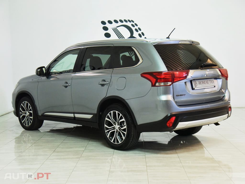 Mitsubishi Outlander 2.2 DI-D Intense