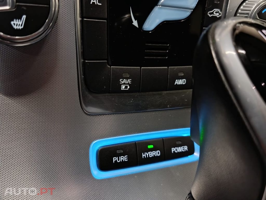 Volvo V60 2.4 D D6 Twin Engine Hibrid plug-in