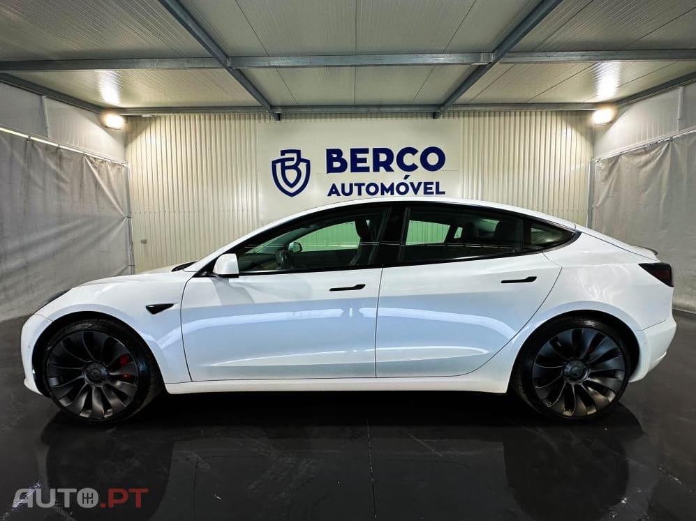 Tesla Model 3 Performance AWD