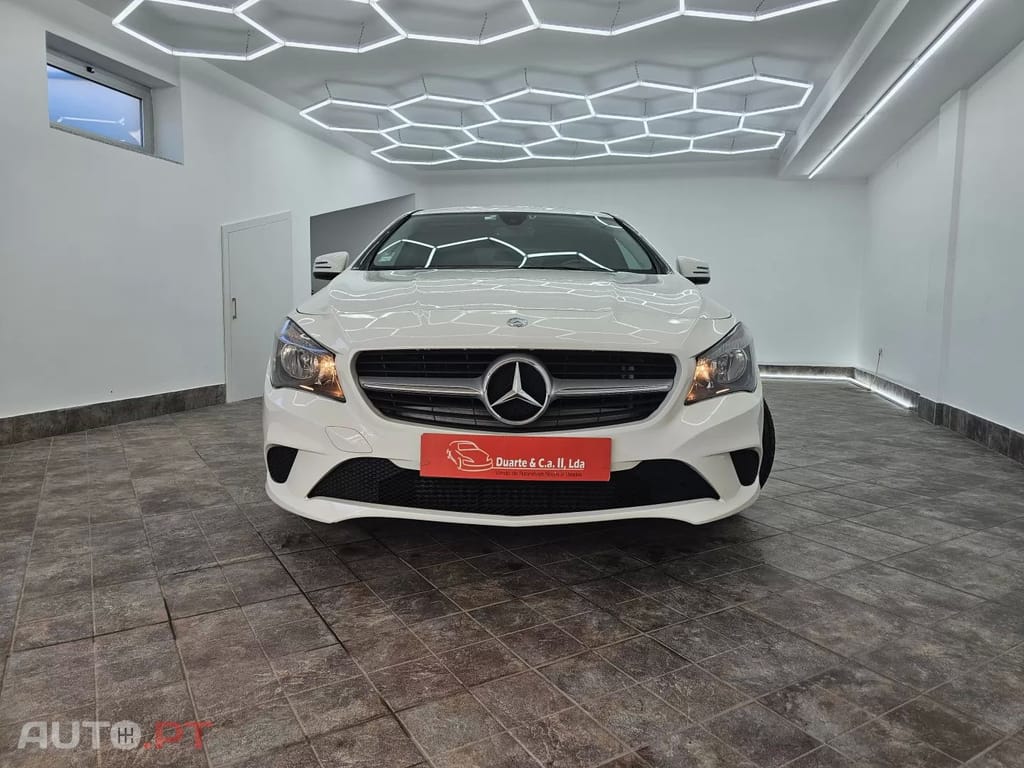 Mercedes-Benz CLA 180 d Urban