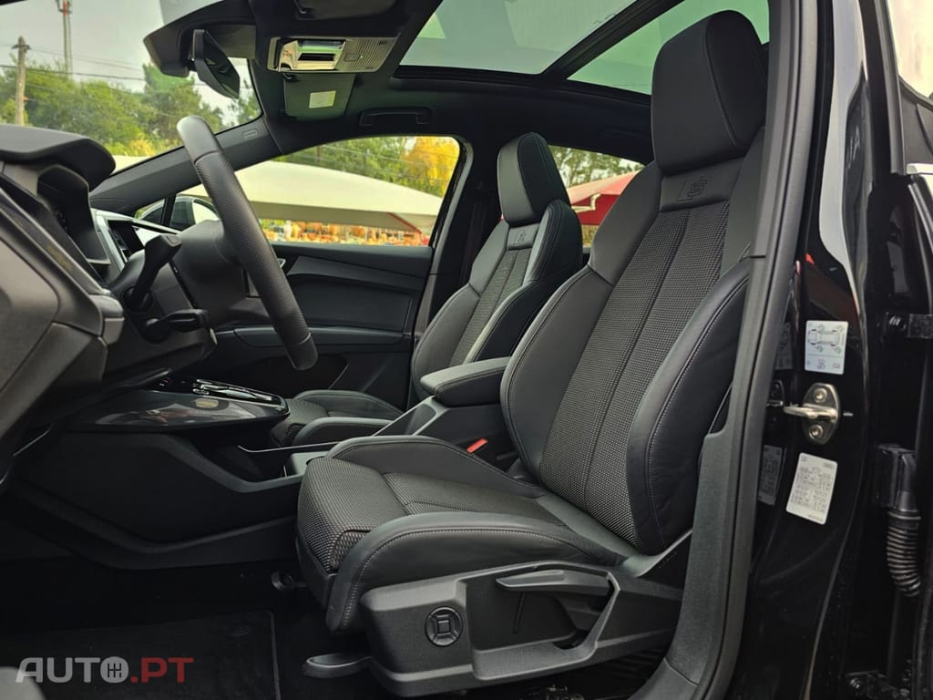 Audi Q4 E-Tron 45 82 kWh SE Business Plus