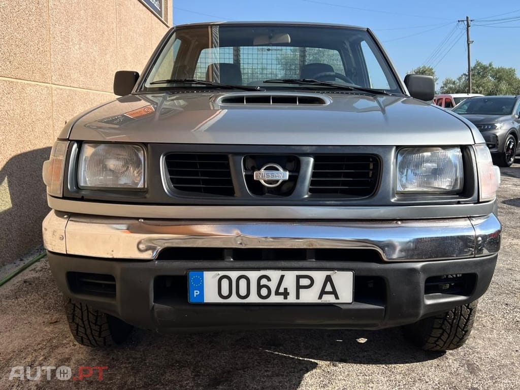 Nissan Navara 2.5 td