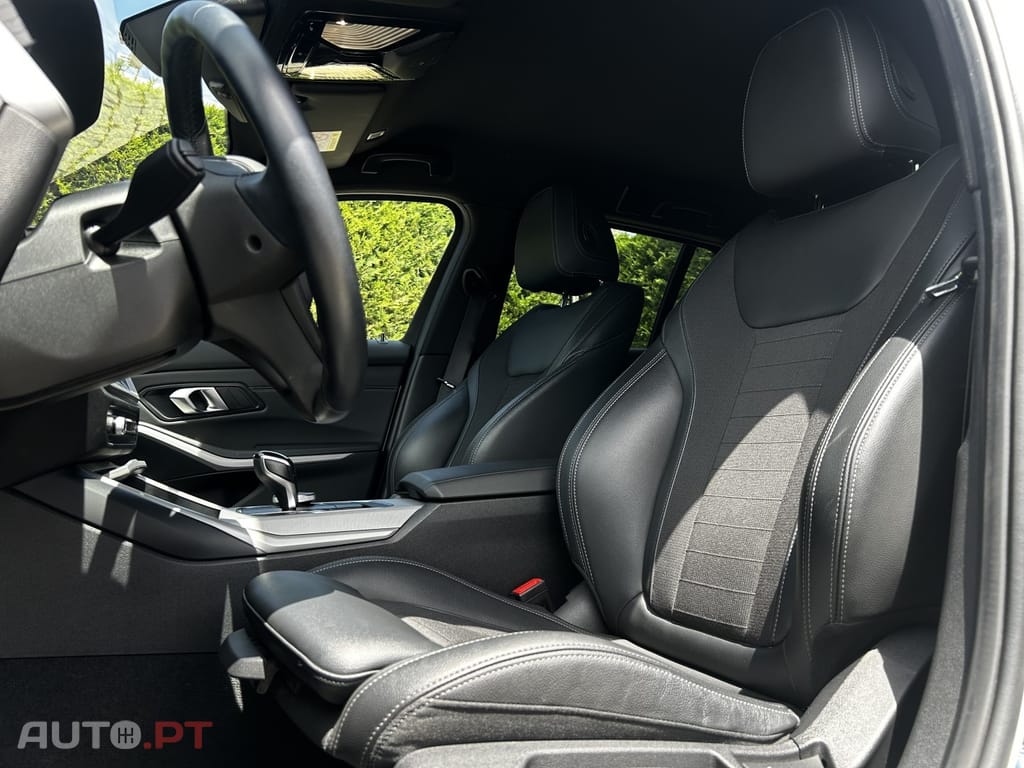 BMW 320 e Touring Line Luxury Auto