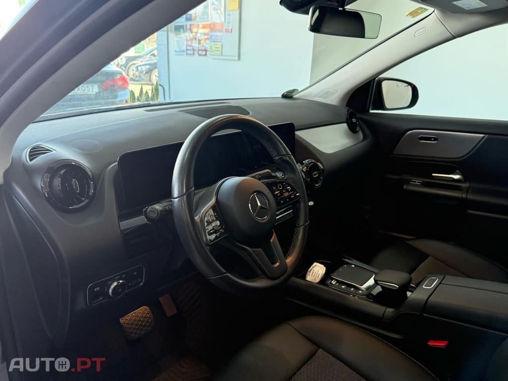 Mercedes-Benz GLA 180 d Style