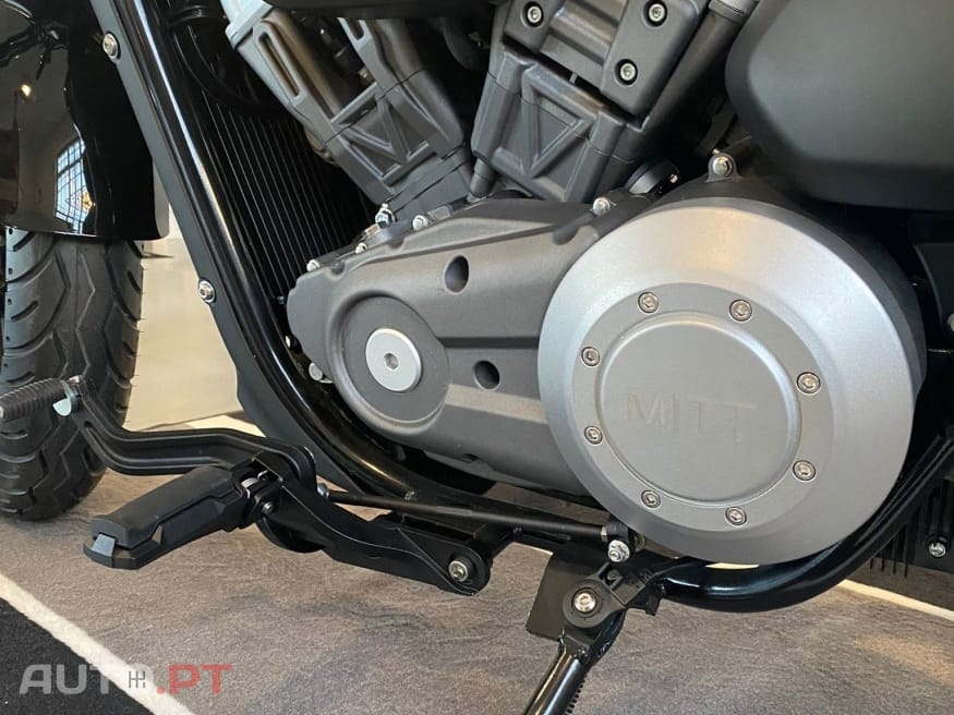 Mitt 125 MB V-TWIN