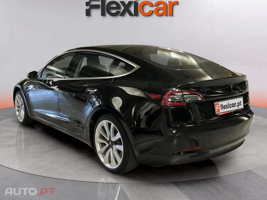 Tesla Model 3 Long-Range Dual Motor AWD