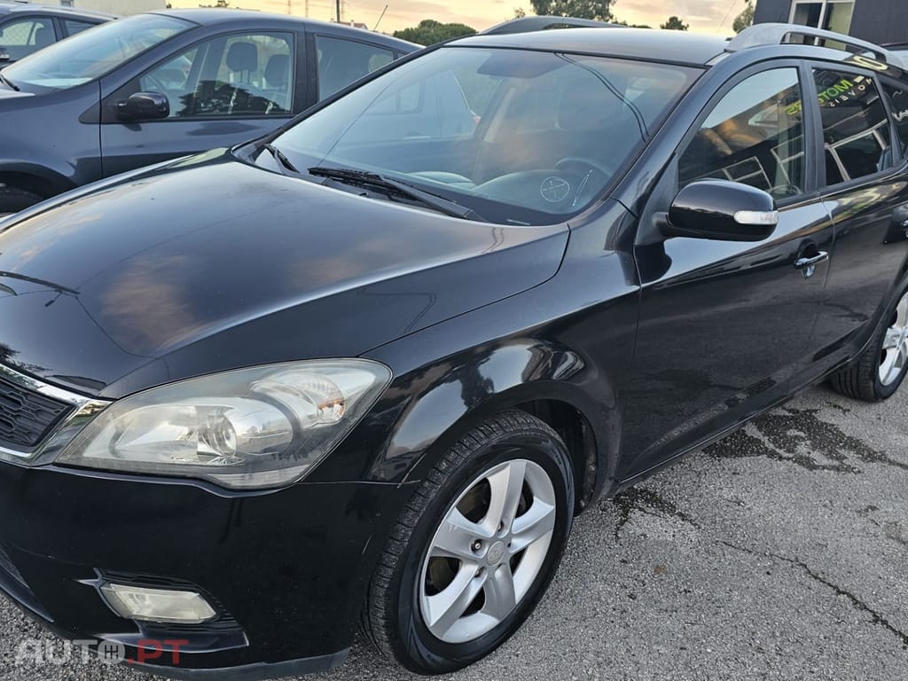 Kia Ceed 1.4 CVVT EX ISG