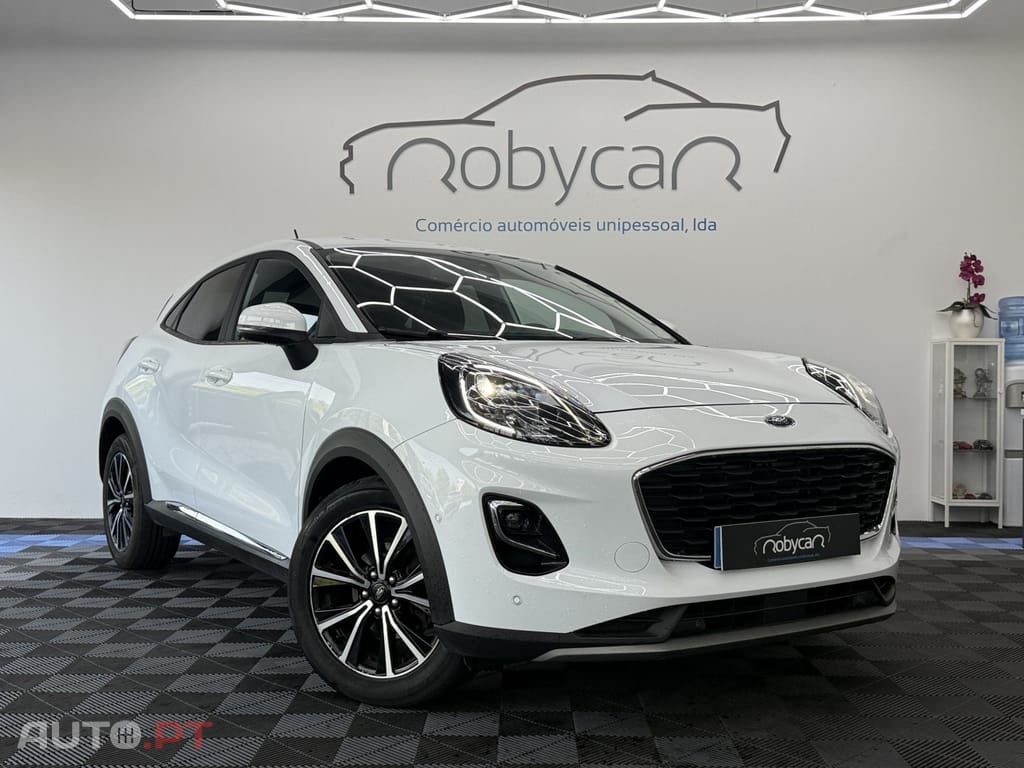 Ford Puma 1.0 EcoBoost MHEV Titanium Design
