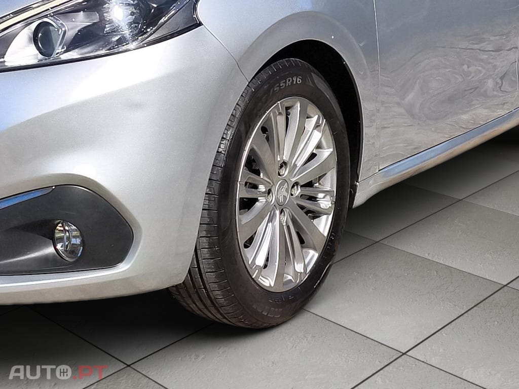 Peugeot 208 1.2 PureTech Style