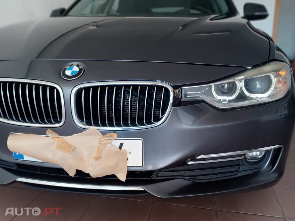 BMW 320 Touring d Luxury 184cv