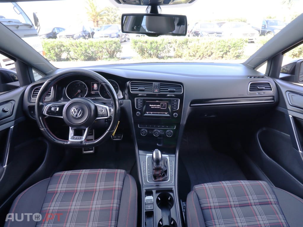 Volkswagen Golf 2.0 gti