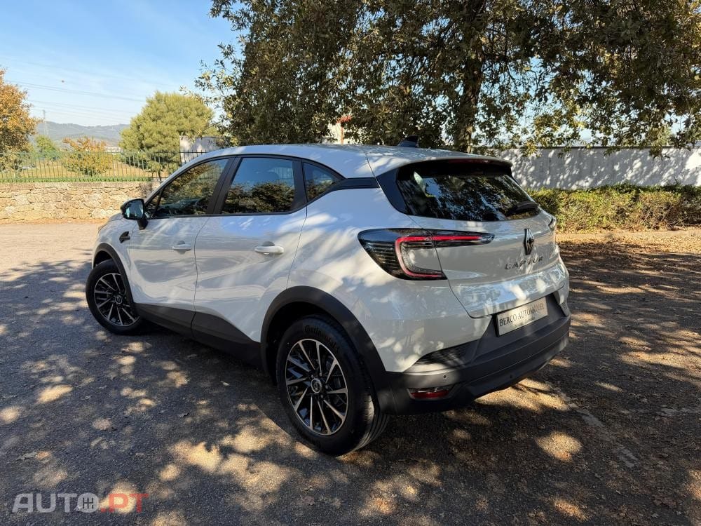 Renault Captur 1.0 TCe Techno Bi-Fuel